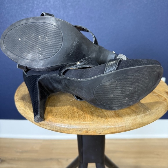 Nine West Black Leather Santiva Gladiator Sandals with Buckle Straps, Size 10 - Picture 6 of 7